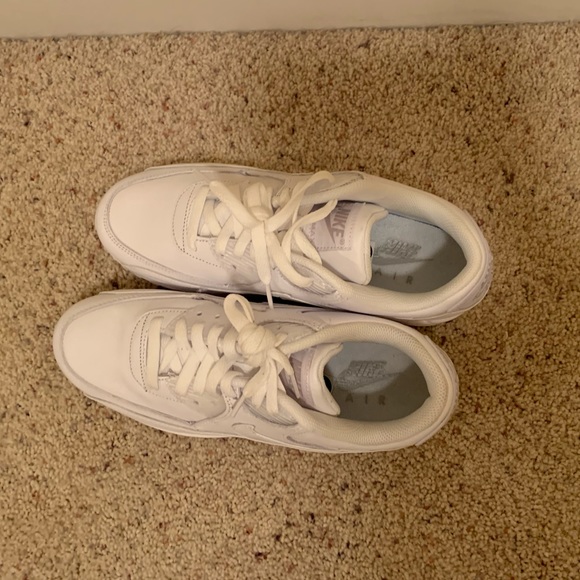 White Men’s Nike Air Max 90 - Picture 2 of 2